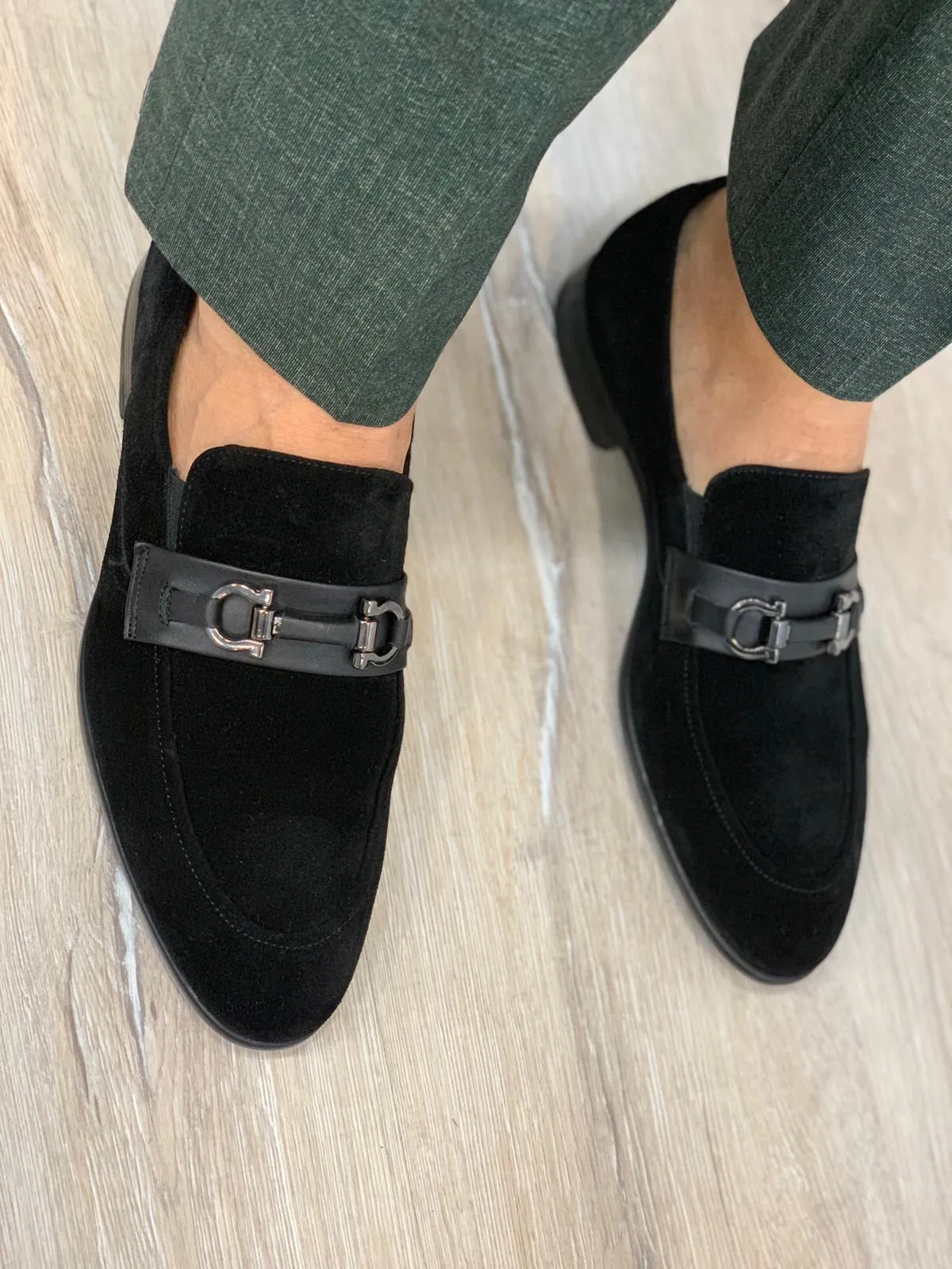 Buckled Suede Shoes Black